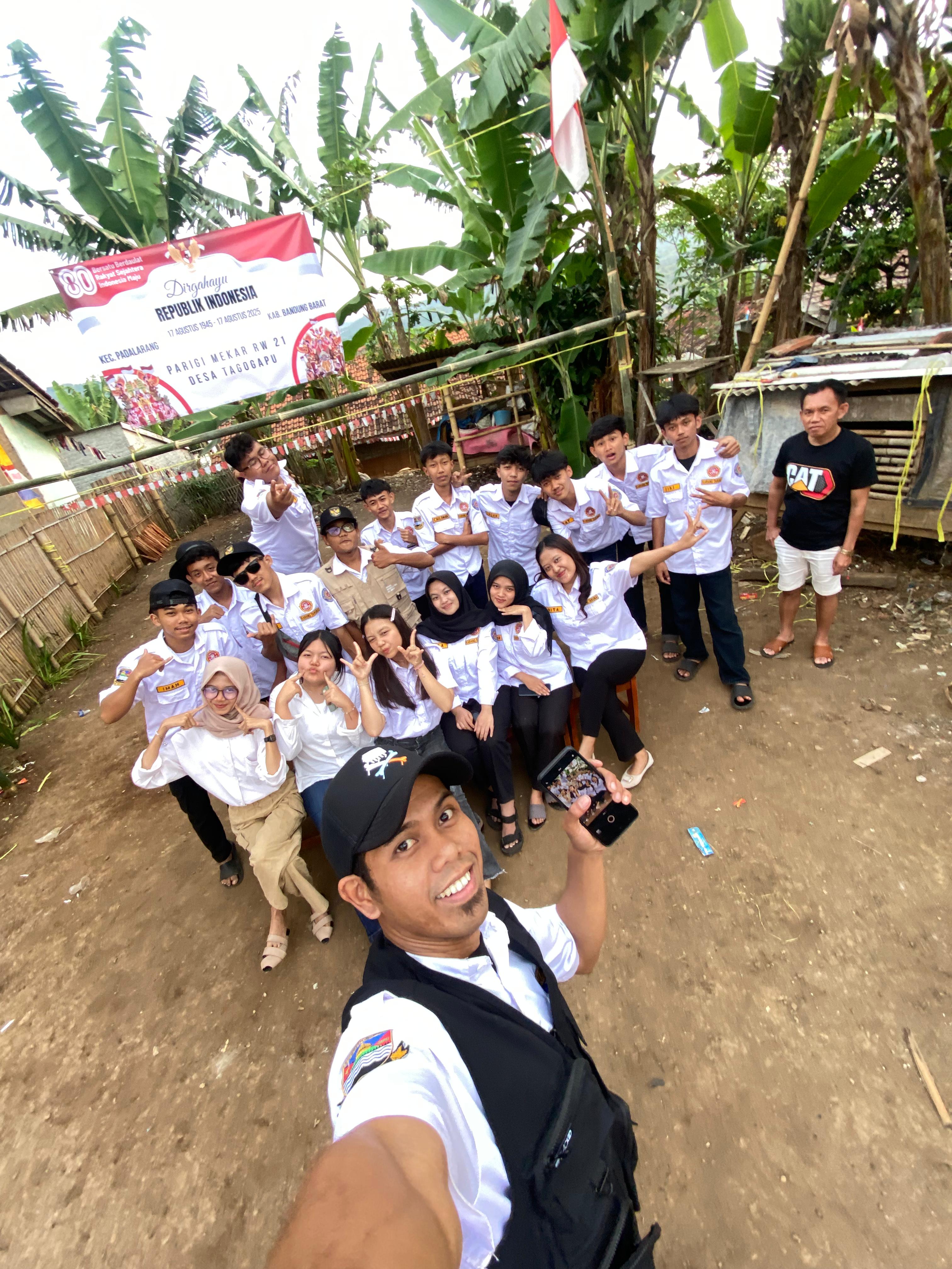 Karang taruna Parigi RW21 - Tagog apu